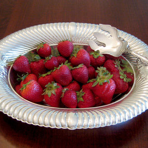 Vintage Silver Plate Serving Dish  - By WM Rogers